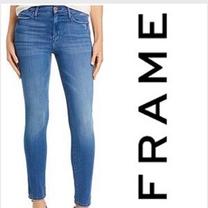 FRAME Le High Skinny Jeans in Blue Lagoon